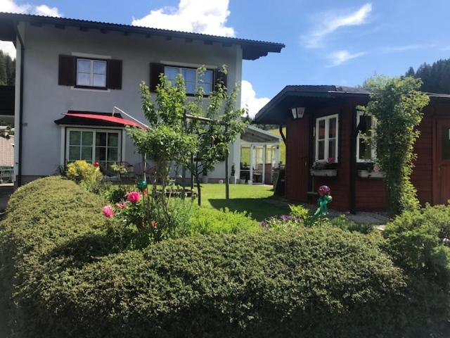 Haus Ortner Apartman Russbach am Pass Gschütt Kültér fotó