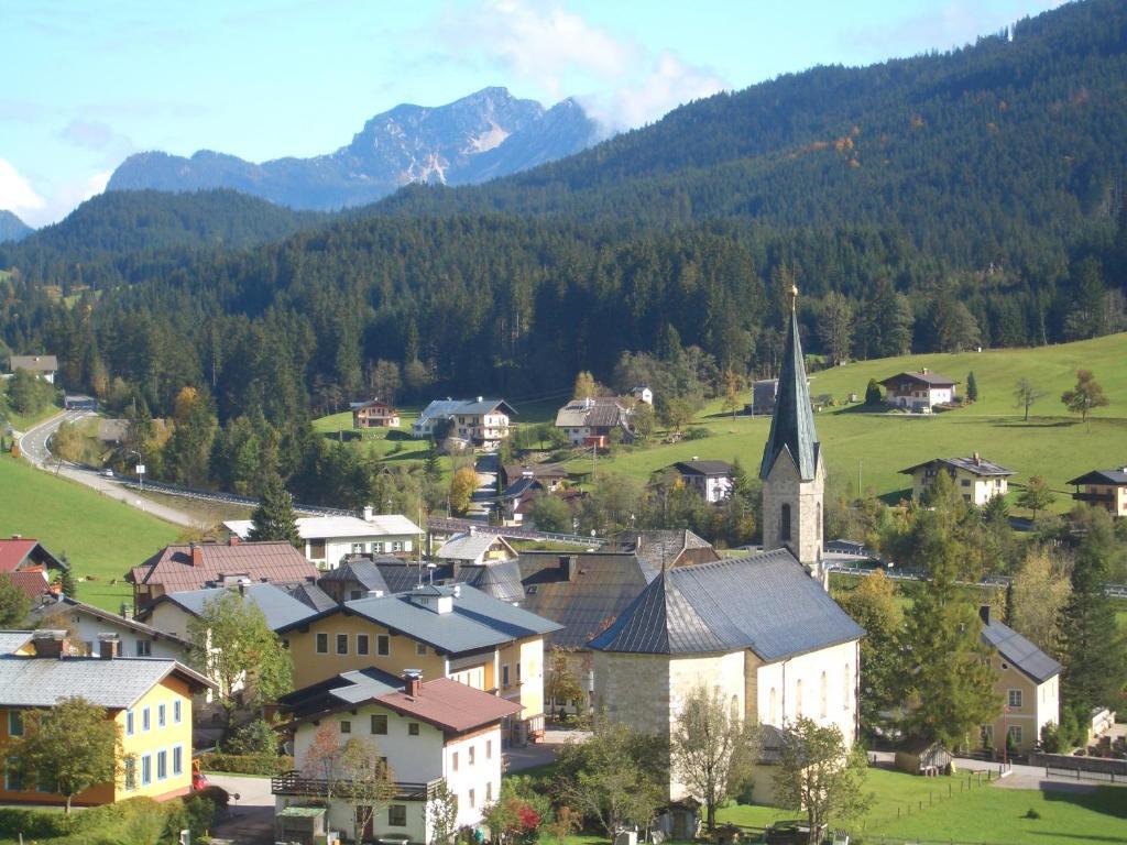 Haus Ortner Apartman Russbach am Pass Gschütt Kültér fotó